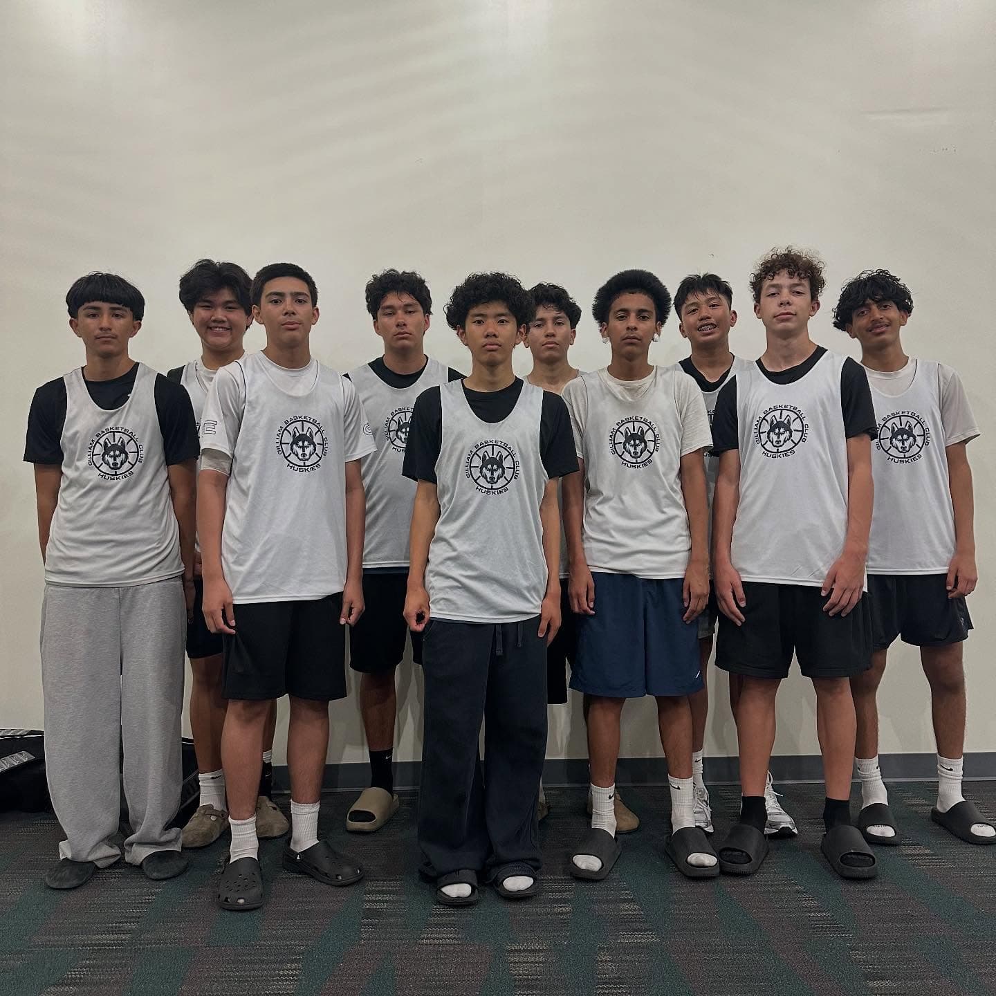 GBC Huskies team photo at MADE Hoops West Mania